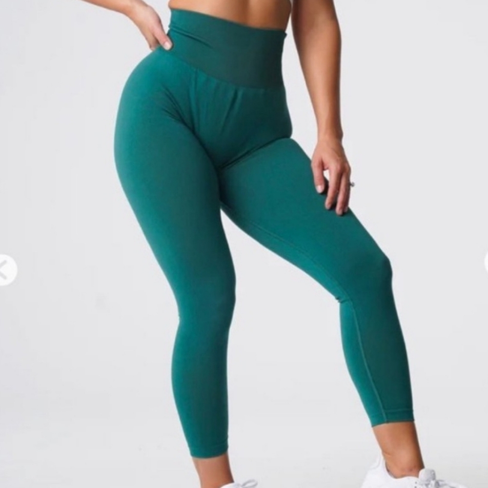 Nvgtn Emerald Seamless Solid Legging - Small - image 1